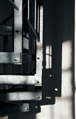 Hovedbygningens trappe mellem etagerne